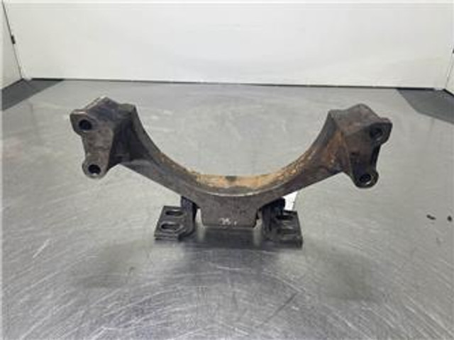 O & K L25.5-Cummins 3918995-Front engine support - Dzinējs - Celtniecības tehnika: foto 1 O & K L25.5-Cummins 3918995-Front engine support - Dzinējs - Celtniecības tehnika: foto 1