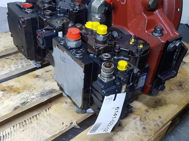 Sauer Sundstrand 42L41DE1A602B2B - Drive pump/Fahr - Hidraulika: foto 2 Sauer Sundstrand 42L41DE1A602B2B - Drive pump/Fahr - Hidraulika: foto 2