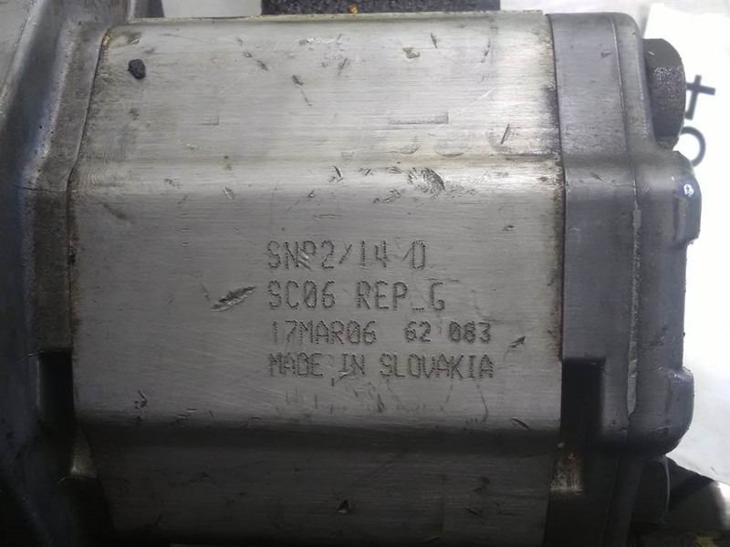 Sauer Sundstrand SNP2/14DSC06REPG - Gearpump - Hidraulika: foto 3 Sauer Sundstrand SNP2/14DSC06REPG - Gearpump - Hidraulika: foto 3