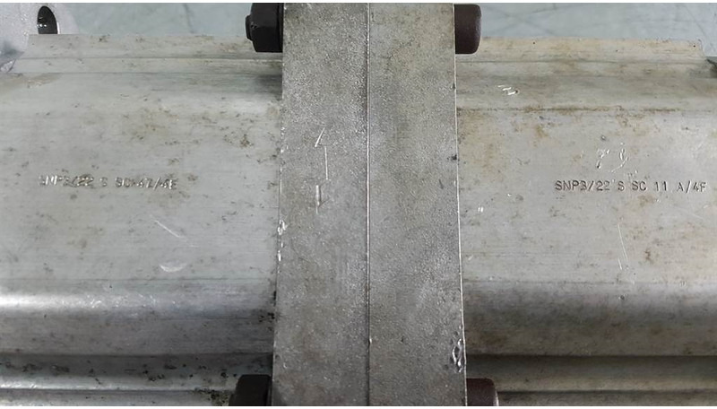 Sauer Sundstrand SNP3/22SSC47/4E - Gearpump/Zahnra - Hidraulika: foto 3 Sauer Sundstrand SNP3/22SSC47/4E - Gearpump/Zahnra - Hidraulika: foto 3