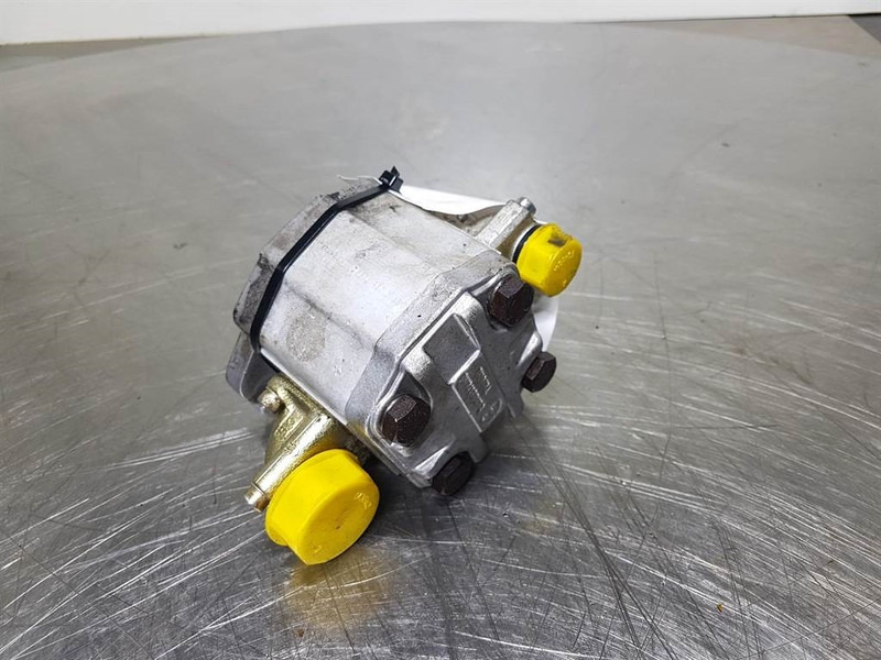 Sauer Sundstrand TKP4-26/11DSC06RE01G/6B - Gearpum - Hidraulika - Celtniecības tehnika: foto 3 Sauer Sundstrand TKP4-26/11DSC06RE01G/6B - Gearpum - Hidraulika - Celtniecības tehnika: foto 3