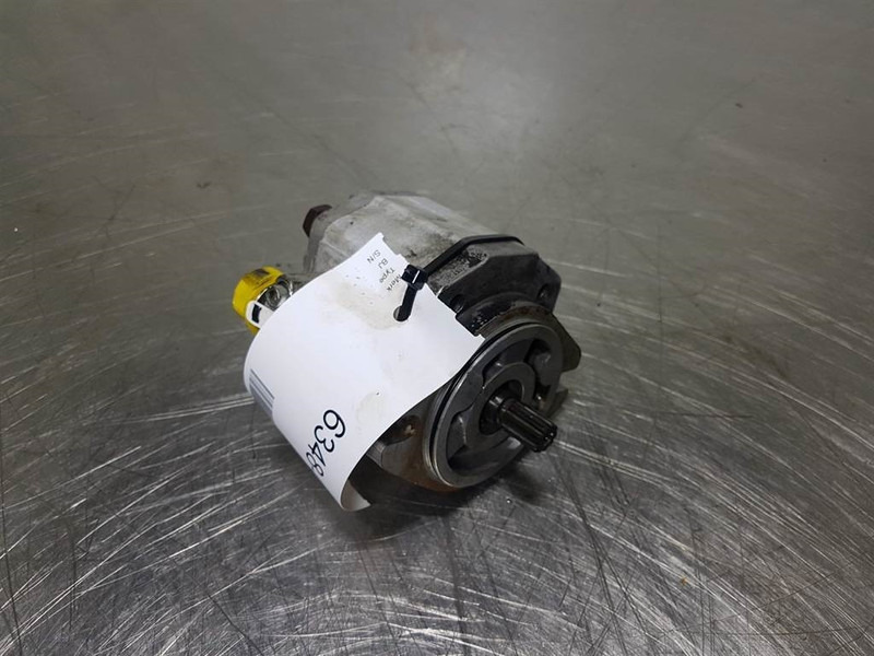 Sauer Sundstrand TKP4-26/11DSC06RE01G/6B - Gearpum - Hidraulika - Celtniecības tehnika: foto 1 Sauer Sundstrand TKP4-26/11DSC06RE01G/6B - Gearpum - Hidraulika - Celtniecības tehnika: foto 1