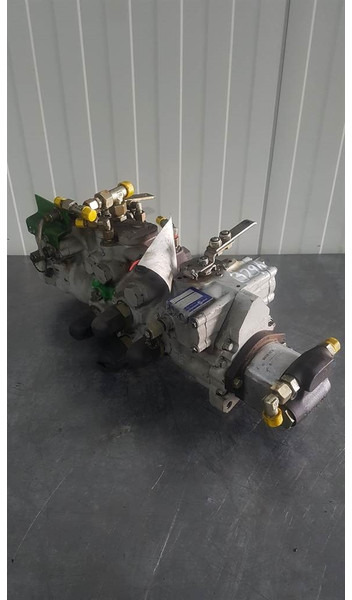 Sauer Sundstrand TPV4/046+046-R4Z - Drive pump - Hidraulika: foto 2 Sauer Sundstrand TPV4/046+046-R4Z - Drive pump - Hidraulika: foto 2
