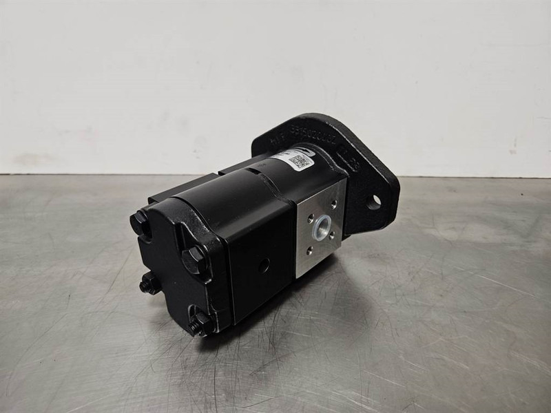 Schaeff SKL823-5100661630-Gearpump/Zahnradpumpe - Hidraulika - Celtniecības tehnika: foto 5 Schaeff SKL823-5100661630-Gearpump/Zahnradpumpe - Hidraulika - Celtniecības tehnika: foto 5