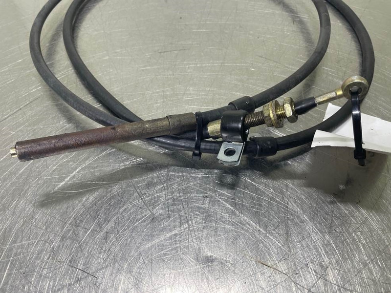 Schaeff SKL834-0461527025/6451371000-Handbrake cable - Rāmis/ Šasija - Celtniecības tehnika: foto 3 Schaeff SKL834-0461527025/6451371000-Handbrake cable - Rāmis/ Šasija - Celtniecības tehnika: foto 3
