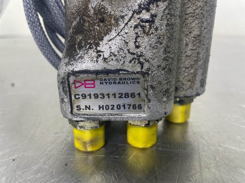Schaeff SKL834-5369661308-Servo valve/Servoventil - Hidraulika - Celtniecības tehnika: foto 4 Schaeff SKL834-5369661308-Servo valve/Servoventil - Hidraulika - Celtniecības tehnika: foto 4