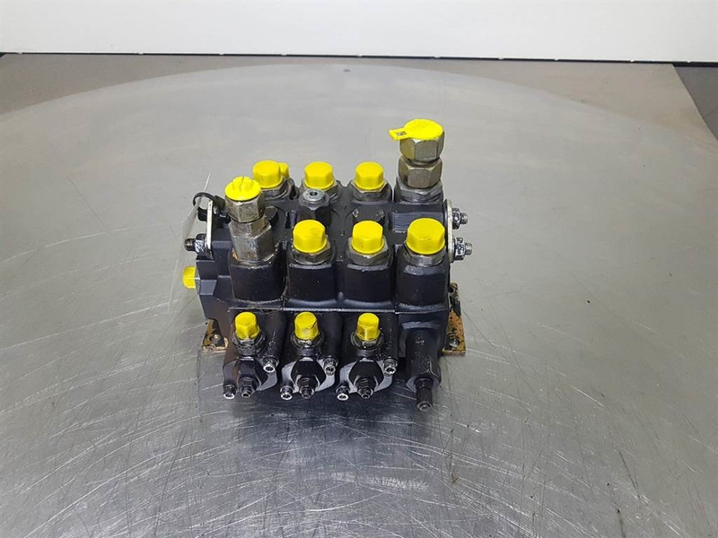 Schaeff SKL853-5520661768-Valve/Ventile/Ventiel - Hidraulika - Celtniecības tehnika: foto 1 Schaeff SKL853-5520661768-Valve/Ventile/Ventiel - Hidraulika - Celtniecības tehnika: foto 1