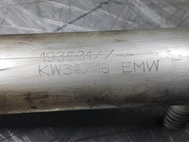 Sennebogen 818 - Pipe/Leitung/Pijp - Dzinējs un rezerves daļas - Celtniecības tehnika: foto 3 Sennebogen 818 - Pipe/Leitung/Pijp - Dzinējs un rezerves daļas - Celtniecības tehnika: foto 3