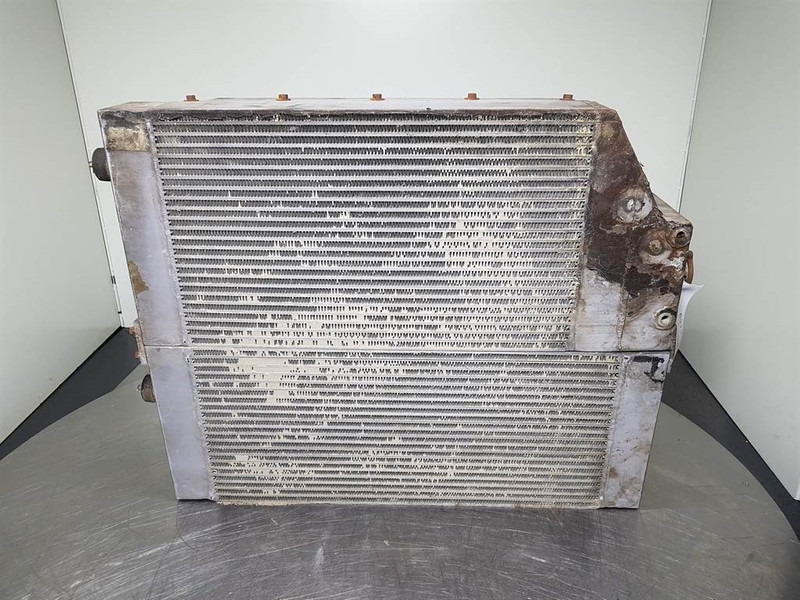 Sennebogen - AKG 1780.021.0000 - Cooler/Kühler/Koeler - Dzinējs un rezerves daļas - Celtniecības tehnika: foto 3 Sennebogen - AKG 1780.021.0000 - Cooler/Kühler/Koeler - Dzinējs un rezerves daļas - Celtniecības tehnika: foto 3