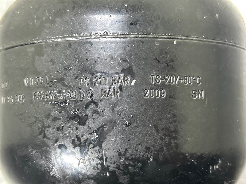 Terex TW150-5615978-Accumulator/Hydrospeicher - Hidraulika - Celtniecības tehnika: foto 4 Terex TW150-5615978-Accumulator/Hydrospeicher - Hidraulika - Celtniecības tehnika: foto 4