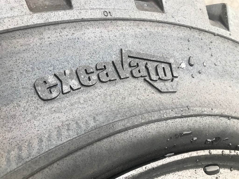 Trelleborg 10.00-20 Dual excavator solid-Tyre/Reifen/Banden - Riepas un diski - Celtniecības tehnika: foto 5 Trelleborg 10.00-20 Dual excavator solid-Tyre/Reifen/Banden - Riepas un diski - Celtniecības tehnika: foto 5