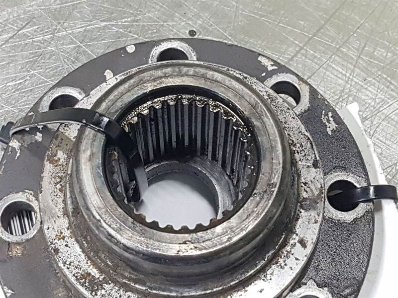 Volvo L30-ZF AV-230-Profile bushing/Profilbuchse/Splain - Asis un rezerves daļas - Celtniecības tehnika: foto 3 Volvo L30-ZF AV-230-Profile bushing/Profilbuchse/Splain - Asis un rezerves daļas - Celtniecības tehnika: foto 3