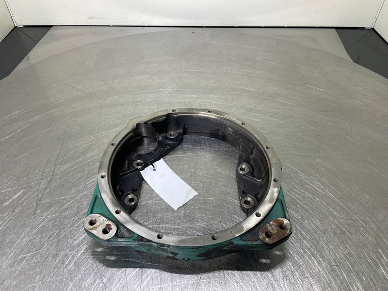 Volvo L30B-Z/X-TD2011L04I-Flywheel housing - Dzinējs - Celtniecības tehnika: foto 3 Volvo L30B-Z/X-TD2011L04I-Flywheel housing - Dzinējs - Celtniecības tehnika: foto 3