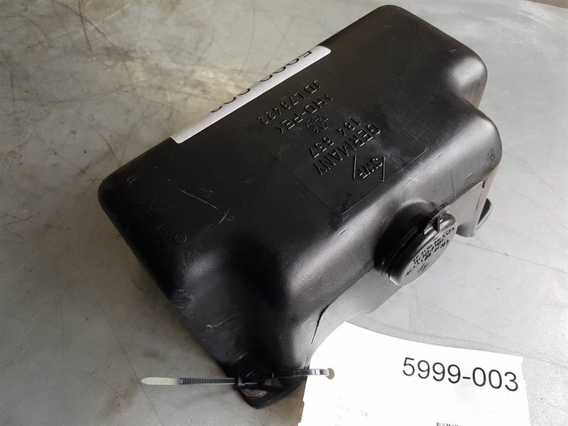 Volvo L30B - ZM2801189 - Tank/Behälter/Reservoir - Kabīne un interjers - Celtniecības tehnika: foto 2 Volvo L30B - ZM2801189 - Tank/Behälter/Reservoir - Kabīne un interjers - Celtniecības tehnika: foto 2