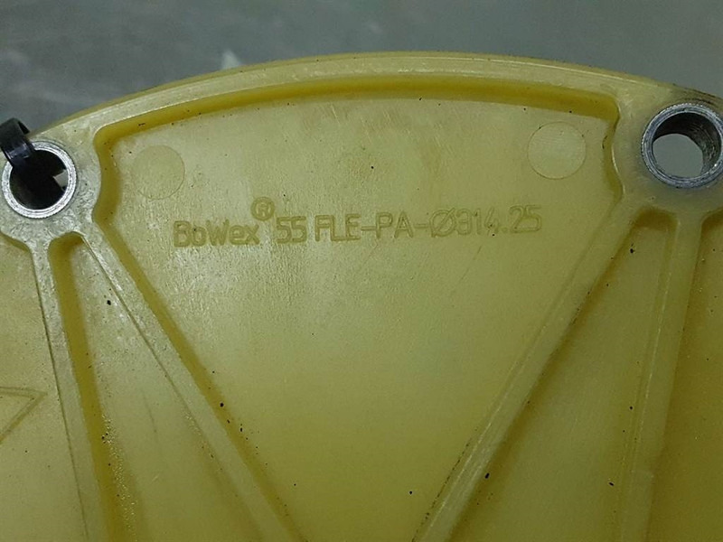 Volvo L30G-VOE15219062-Flange coupling/Flanschkupplung - Dzinējs - Celtniecības tehnika: foto 2 Volvo L30G-VOE15219062-Flange coupling/Flanschkupplung - Dzinējs - Celtniecības tehnika: foto 2