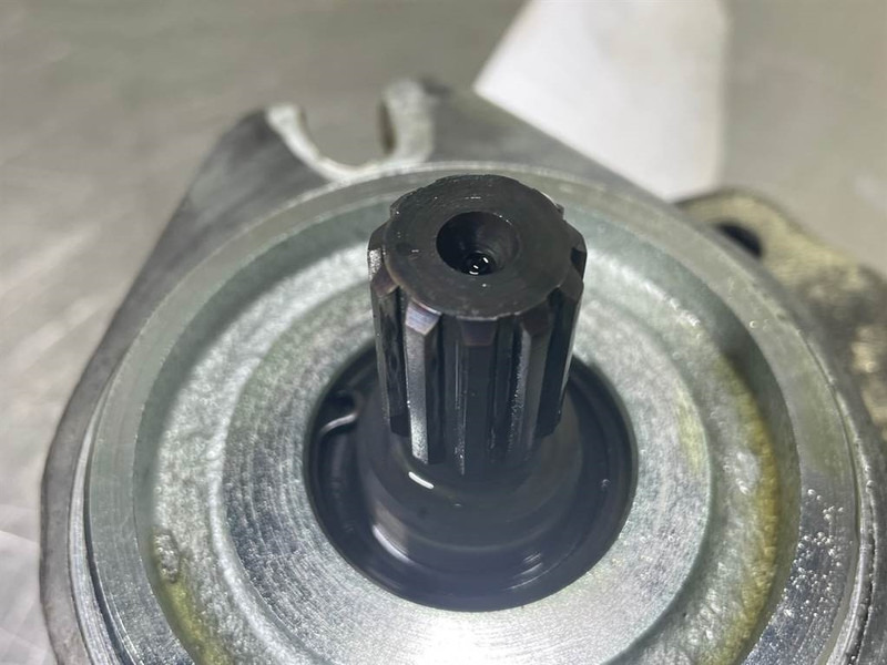 Volvo L35B-Haldex WP15A1-1830497-Gearpump/Zahnradpumpe - Hidraulika - Celtniecības tehnika: foto 4 Volvo L35B-Haldex WP15A1-1830497-Gearpump/Zahnradpumpe - Hidraulika - Celtniecības tehnika: foto 4