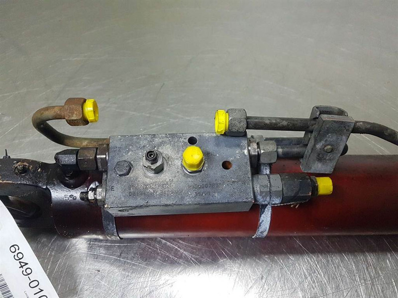Yanmar V70 Speeder-Lifting cylinder/Hubzylinder/Cilinder - Hidraulika - Celtniecības tehnika: foto 3 Yanmar V70 Speeder-Lifting cylinder/Hubzylinder/Cilinder - Hidraulika - Celtniecības tehnika: foto 3