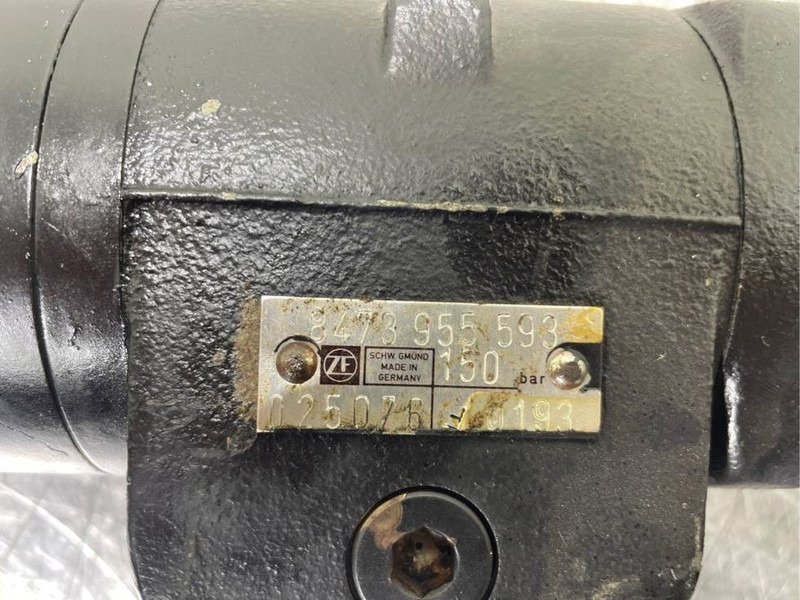 Zettelmeyer ZL601-ZF 8473955593-Steering unit/Lenkeinheit - Hidraulika - Celtniecības tehnika: foto 4 Zettelmeyer ZL601-ZF 8473955593-Steering unit/Lenkeinheit - Hidraulika - Celtniecības tehnika: foto 4