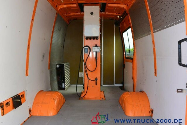Iveco 50C11 Iveco Daily Versalift 14m Erdgasantrieb - Autopacēlājs: foto 5 Iveco 50C11 Iveco Daily Versalift 14m Erdgasantrieb - Autopacēlājs: foto 5