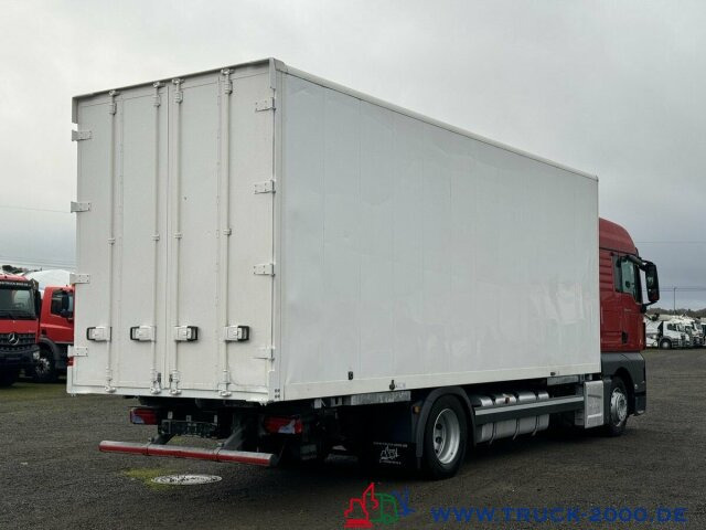 MAN TGX 18.360 BDF- Koffer XL Haus Standhzg 277TKM - Kravas automašīna ar slēgto virsbūvi: foto 4 MAN TGX 18.360 BDF- Koffer XL Haus Standhzg 277TKM - Kravas automašīna ar slēgto virsbūvi: foto 4