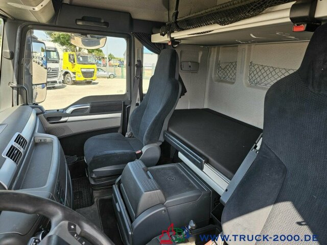 MAN TGX 26.460 XXL LowLiner Jumbo Retarder 2 Betten - Konteineru vedējs/ Kravas automašīna ar noņemamā virsbūve: foto 5 MAN TGX 26.460 XXL LowLiner Jumbo Retarder 2 Betten - Konteineru vedējs/ Kravas automašīna ar noņemamā virsbūve: foto 5