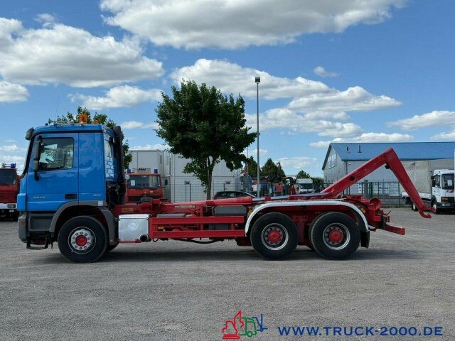 Mercedes-Benz 2746 Actros 6x4 Meiller Deutscher LKW - Pacēlājs ar āķi: foto 5 Mercedes-Benz 2746 Actros 6x4 Meiller Deutscher LKW - Pacēlājs ar āķi: foto 5