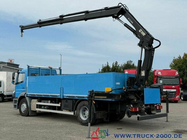 Mercedes-Benz Axor 1833 Hiab 122 ES-3 10m=1,2t. faltbar remote - Bortu kravas automašīna/ Platforma, Kravas auto ar manipulatoru: foto 2 Mercedes-Benz Axor 1833 Hiab 122 ES-3 10m=1,2t. faltbar remote - Bortu kravas automašīna/ Platforma, Kravas auto ar manipulatoru: foto 2
