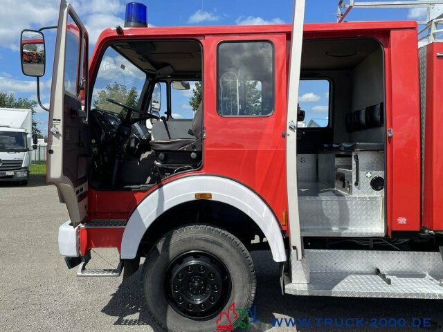 Mercedes-Benz LK 1222 4x4 Ziegler Feuerwehr 1620 L.Tank +Pumpe - Kravas automašīna ar slēgto virsbūvi: foto 2 Mercedes-Benz LK 1222 4x4 Ziegler Feuerwehr 1620 L.Tank +Pumpe - Kravas automašīna ar slēgto virsbūvi: foto 2