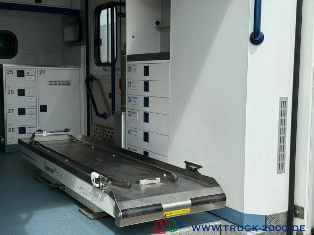 Mercedes-Benz Sprinter 516 Fahrtec RTW Luftfederung Retarder - Ātrās palīdzības mašīna: foto 2 Mercedes-Benz Sprinter 516 Fahrtec RTW Luftfederung Retarder - Ātrās palīdzības mašīna: foto 2