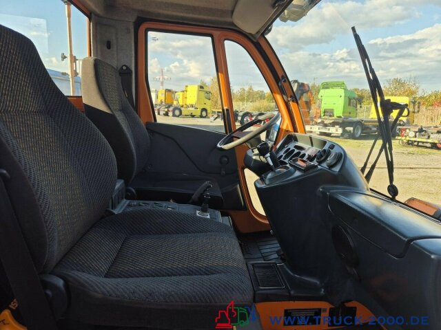 Multicar M30 Winterdienst inkl. Schneeschild +Salzstreuer - Komercauto pašizgāzējs: foto 3 Multicar M30 Winterdienst inkl. Schneeschild +Salzstreuer - Komercauto pašizgāzējs: foto 3