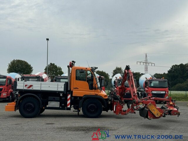 Unimog U 500 Vario Pilot EasyDrive Mähkombi Dücker MK25 - Kravas automašīna pašizgāzējs: foto 2 Unimog U 500 Vario Pilot EasyDrive Mähkombi Dücker MK25 - Kravas automašīna pašizgāzējs: foto 2