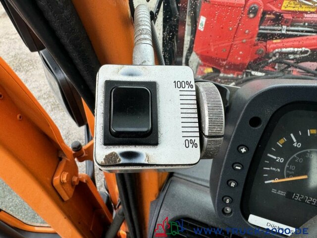 Unimog U 500 Vario Pilot Wechsellenkung EasyDrive Klima - Kravas automašīna pašizgāzējs: foto 3 Unimog U 500 Vario Pilot Wechsellenkung EasyDrive Klima - Kravas automašīna pašizgāzējs: foto 3