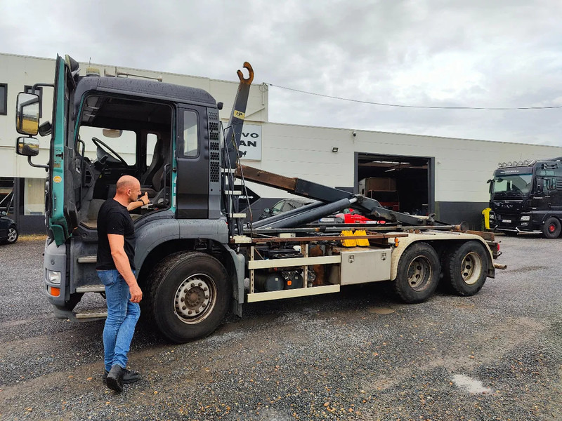 MAN TGA 26.350 6x4 Container AJK Euronorm 3 - Pacēlājs ar āķi: foto 5 MAN TGA 26.350 6x4 Container AJK Euronorm 3 - Pacēlājs ar āķi: foto 5