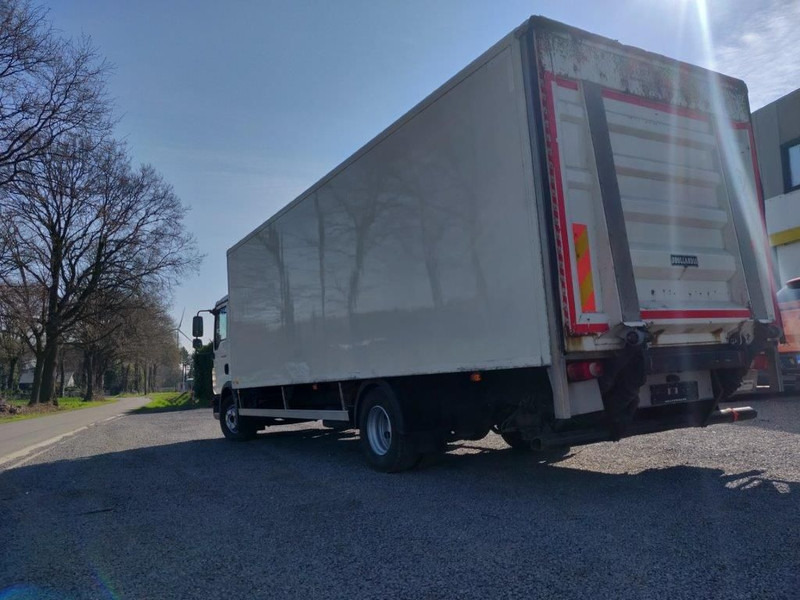 MAN TGL 12.220 TGL 12.220 bakwagen met laadklep euro5 - Kravas automašīna ar slēgto virsbūvi: foto 4 MAN TGL 12.220 TGL 12.220 bakwagen met laadklep euro5 - Kravas automašīna ar slēgto virsbūvi: foto 4