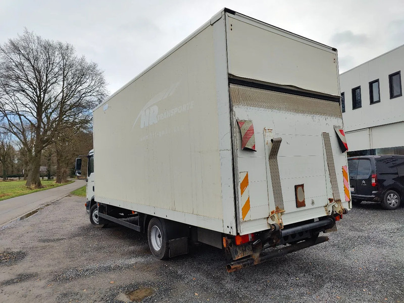 MAN TGL 8.180 Boxtruck NO PAPERS - Kravas automašīna ar slēgto virsbūvi: foto 4 MAN TGL 8.180 Boxtruck NO PAPERS - Kravas automašīna ar slēgto virsbūvi: foto 4