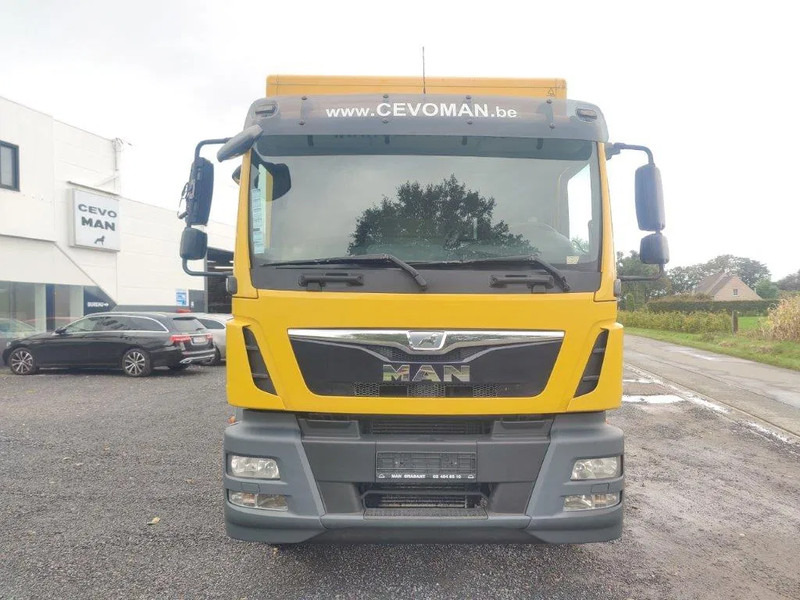 MAN TGM 18.250 Euro 6 boxtruck - Kravas automašīna ar slēgto virsbūvi: foto 3 MAN TGM 18.250 Euro 6 boxtruck - Kravas automašīna ar slēgto virsbūvi: foto 3