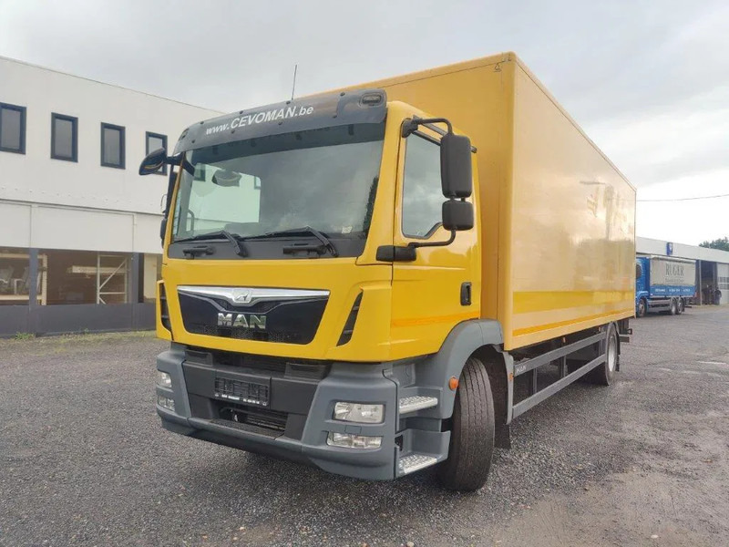 MAN TGM 18.250 Euro 6 boxtruck - Kravas automašīna ar slēgto virsbūvi: foto 1 MAN TGM 18.250 Euro 6 boxtruck - Kravas automašīna ar slēgto virsbūvi: foto 1