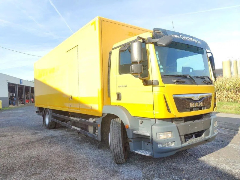 MAN TGM 18.250 Euro 6 boxtruck D'hollandia - Kravas automašīna ar slēgto virsbūvi: foto 2 MAN TGM 18.250 Euro 6 boxtruck D'hollandia - Kravas automašīna ar slēgto virsbūvi: foto 2