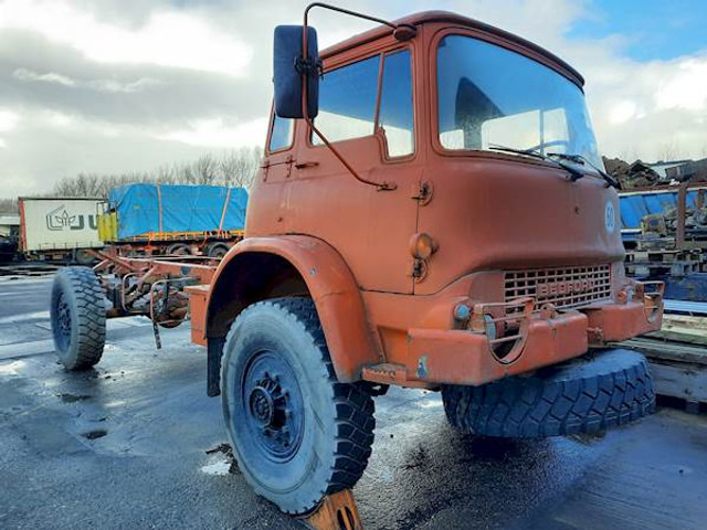 Bedford MJP2 4X4 - Šasija kravas automašīna: foto 2 Bedford MJP2 4X4 - Šasija kravas automašīna: foto 2