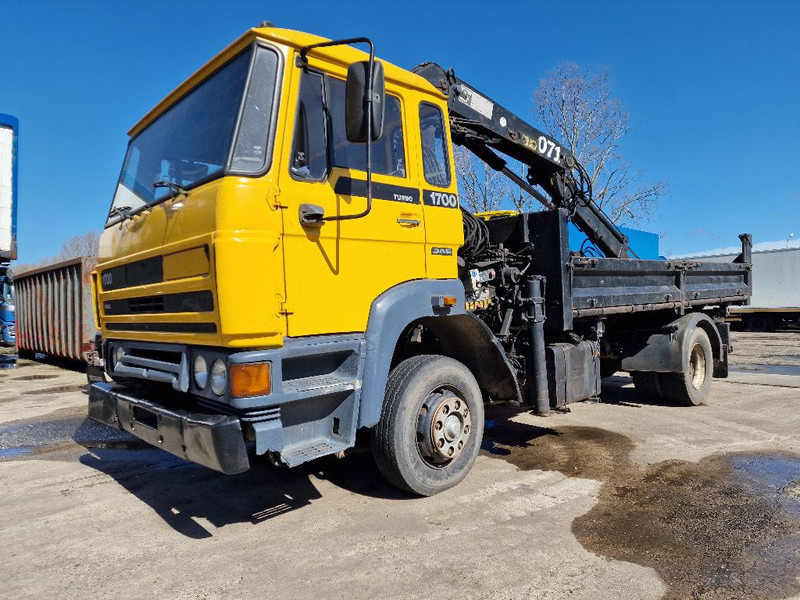 DAF 1700 TURBO - Kravas automašīna pašizgāzējs: foto 2 DAF 1700 TURBO - Kravas automašīna pašizgāzējs: foto 2