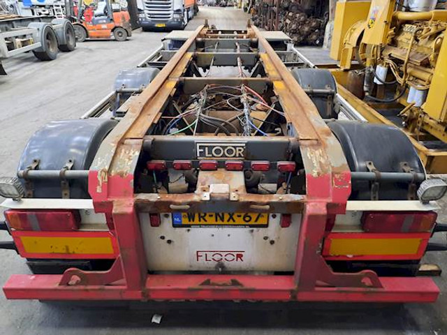 Floor FLA-3-101 - Puspiekabe noņemamā virsbūve/ Konteineru vedējs: foto 5 Floor FLA-3-101 - Puspiekabe noņemamā virsbūve/ Konteineru vedējs: foto 5