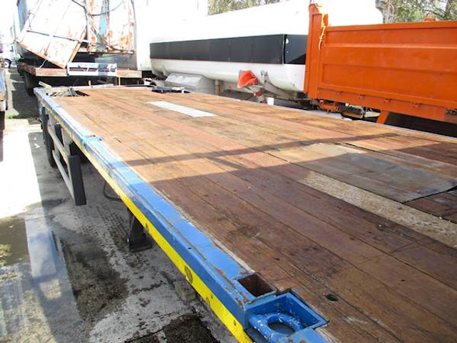 Floor FLO-10.5-102 - Puspiekabe slēgtā virsbūve: foto 2 Floor FLO-10.5-102 - Puspiekabe slēgtā virsbūve: foto 2