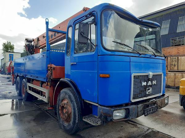 MAN 26.280 DF 6X4 PALFINGER CRANE - Bortu kravas automašīna/ Platforma: foto 2 MAN 26.280 DF 6X4 PALFINGER CRANE - Bortu kravas automašīna/ Platforma: foto 2