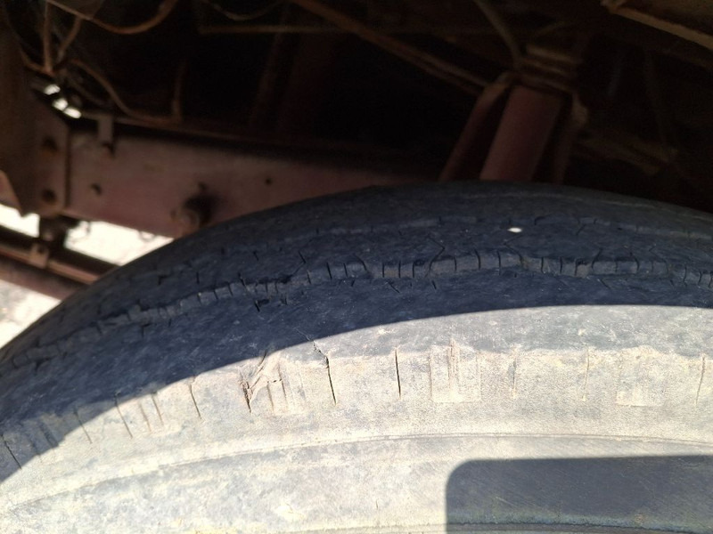 Mercedes-Benz 1113 - Šasija kravas automašīna: foto 4 Mercedes-Benz 1113 - Šasija kravas automašīna: foto 4