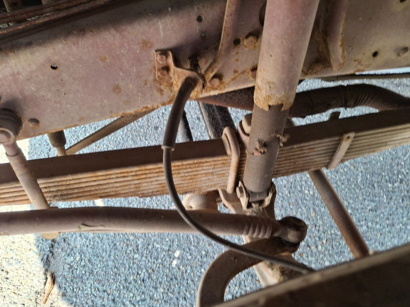 Mercedes-Benz 1113 - Šasija kravas automašīna: foto 5 Mercedes-Benz 1113 - Šasija kravas automašīna: foto 5