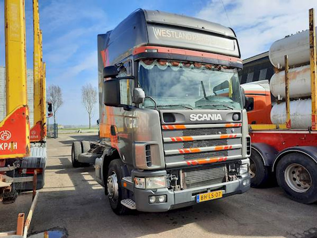 Scania R 114 LB 380 - Šasija kravas automašīna: foto 2 Scania R 114 LB 380 - Šasija kravas automašīna: foto 2