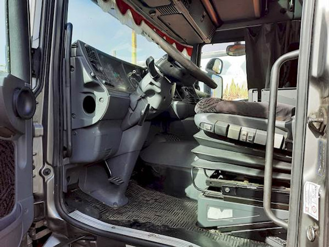 Scania R 114 LB 380 - Šasija kravas automašīna: foto 5 Scania R 114 LB 380 - Šasija kravas automašīna: foto 5