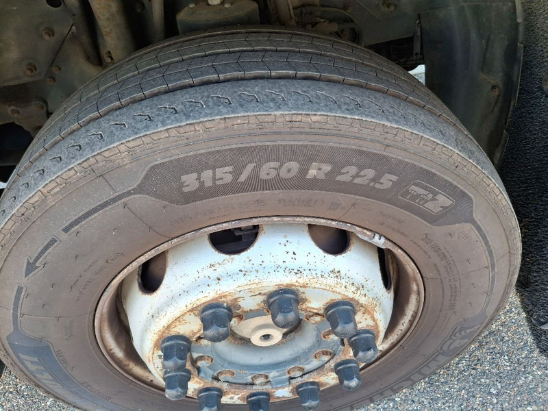 Scania R420 - Kravas automašīna ar slēgto virsbūvi: foto 5 Scania R420 - Kravas automašīna ar slēgto virsbūvi: foto 5