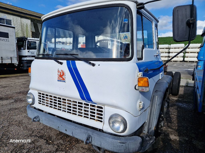 Bedford TK 1020 - Vilcējs: foto 4 Bedford TK 1020 - Vilcējs: foto 4