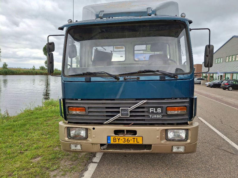 Volvo FL611 - Šasija kravas automašīna: foto 2 Volvo FL611 - Šasija kravas automašīna: foto 2